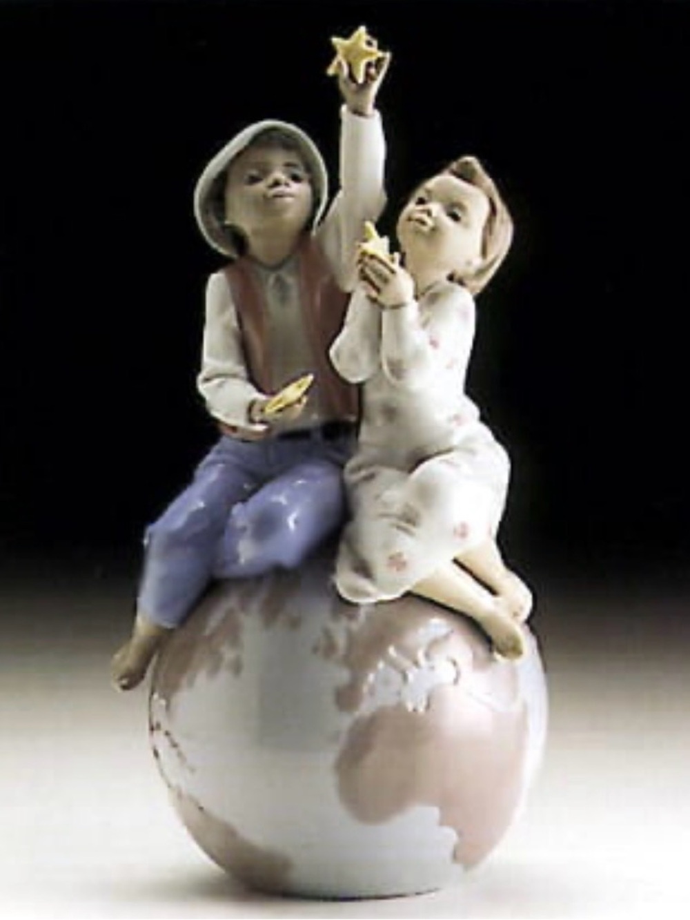 LLADRO A World of Love